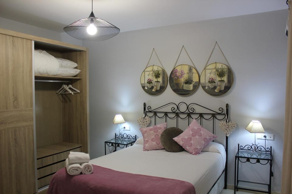Bed, Bedroom, wardrobe
