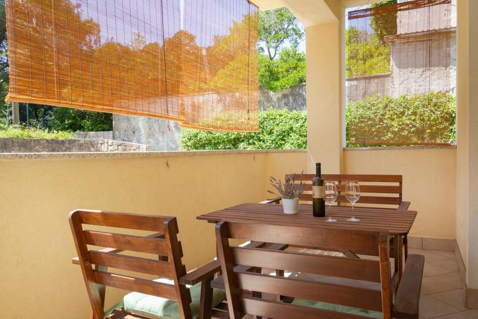 Balcony/Terrace, Dining area