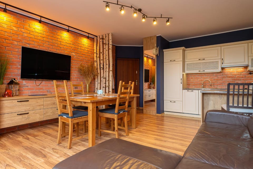 Communal lounge/ TV room, TV and multimedia, Kitchen or kitchenette, Living room, Seating area, Dining area, oven, pet friendly, stove