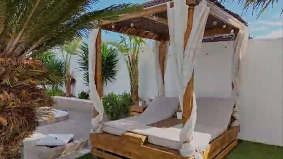 sunbed