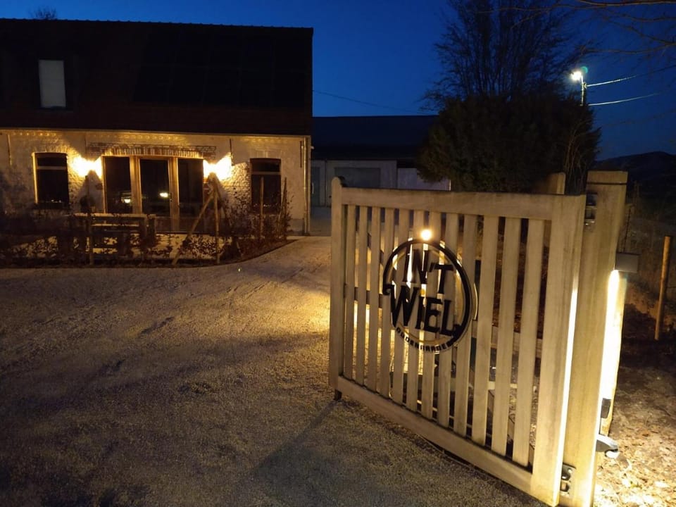 Property building, Night