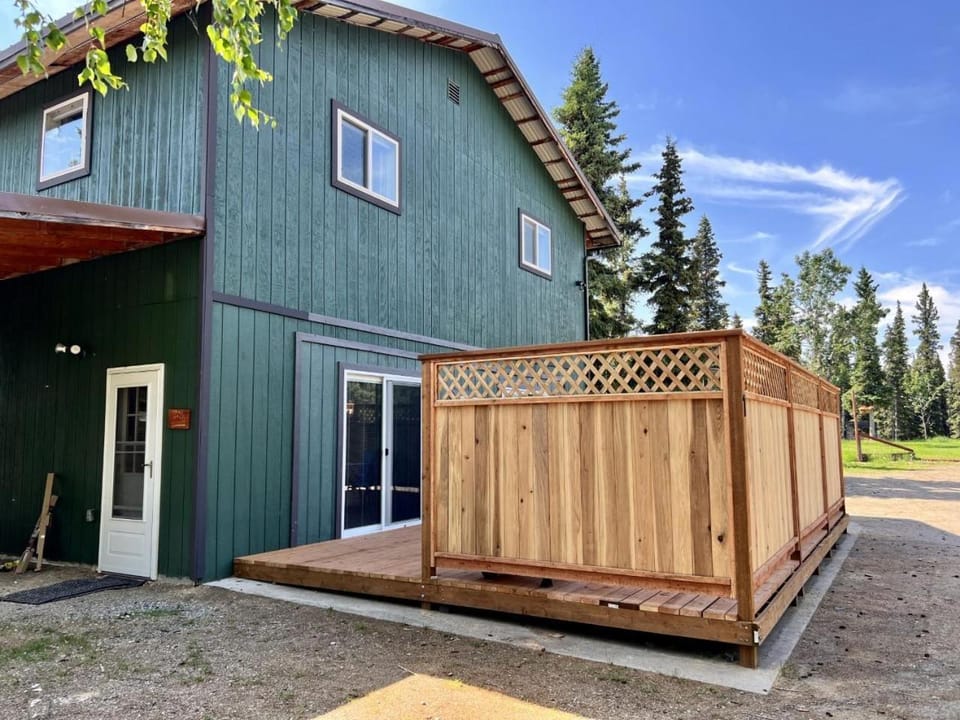 Denali 2 King bedrooms each with private bath House in Healy