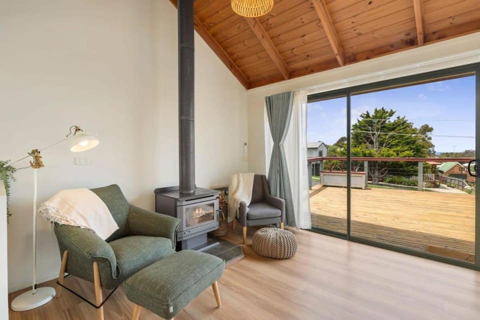 Patio, Seating area, fireplace