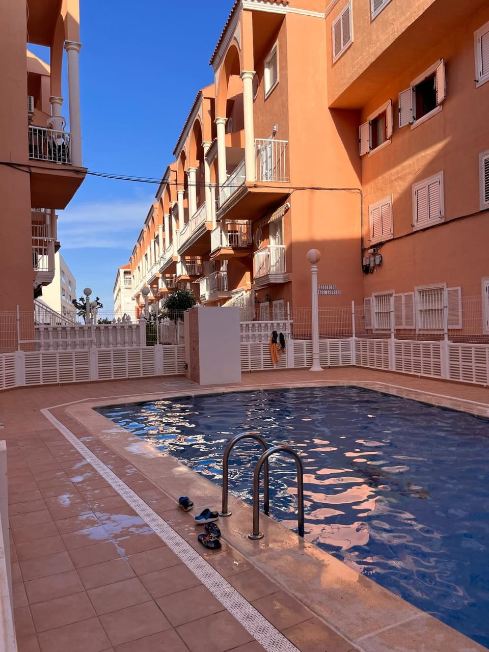 Swimming pool