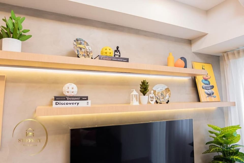 MOA Shore 3 New Modern One bedroom Condo Apartment in Pasay