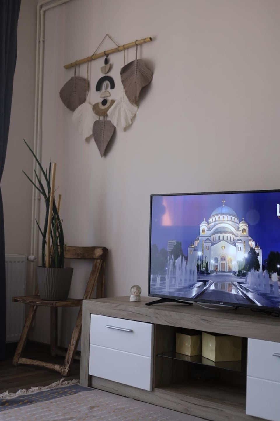 Communal lounge/ TV room, TV and multimedia, Evening entertainment