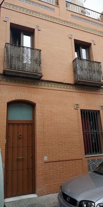 Property building, Day