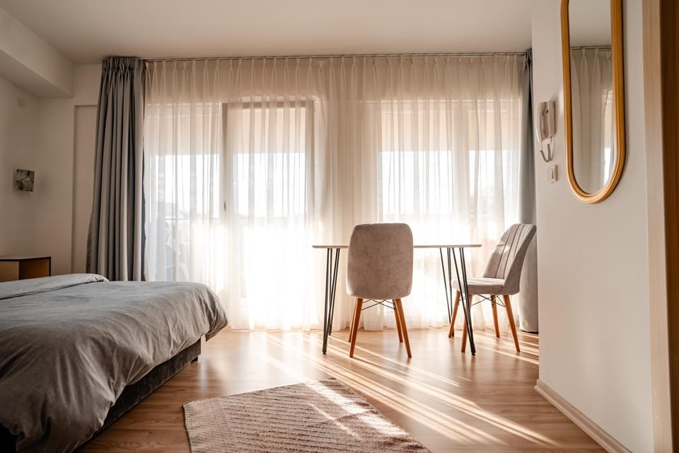 Living room, Photo of the whole room, Bedroom