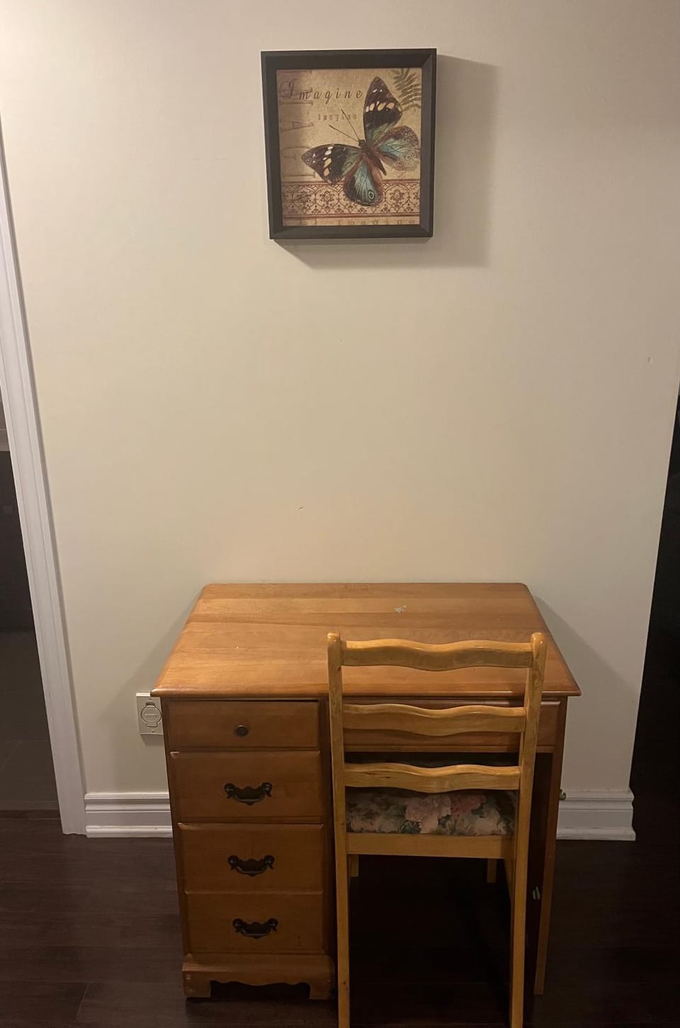 Living room, Business facilities