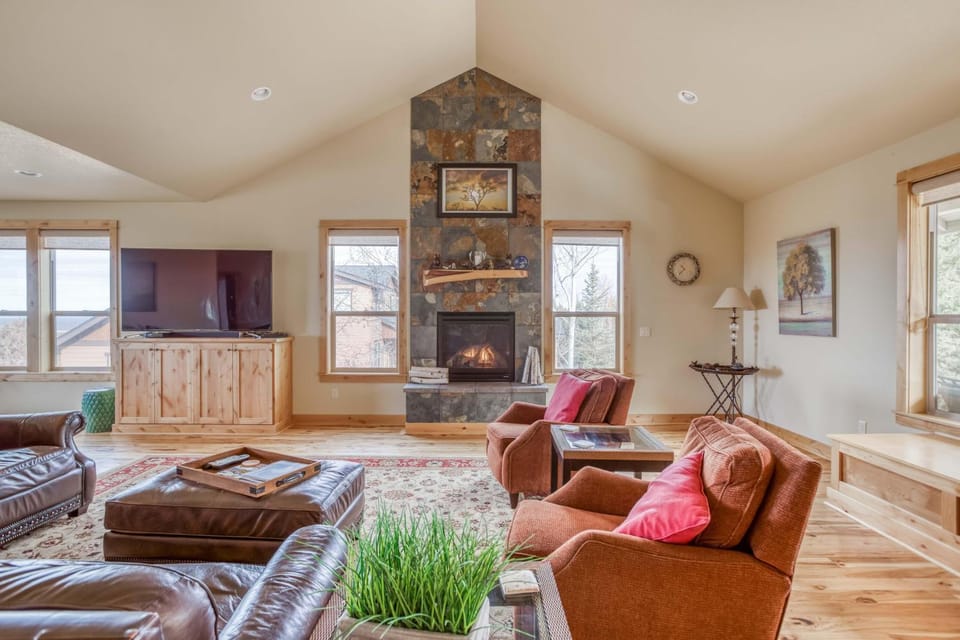 High Desert and Cascade Views - Meredith Lodging House in Oregon