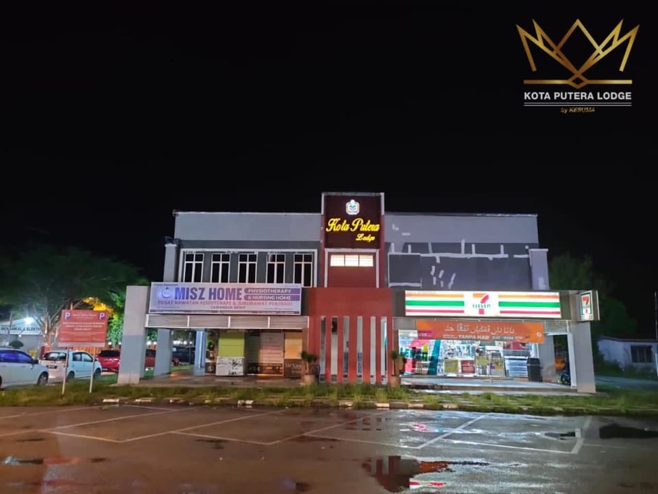 Kota Putera Lodge Hotel in Terengganu, Malaysia