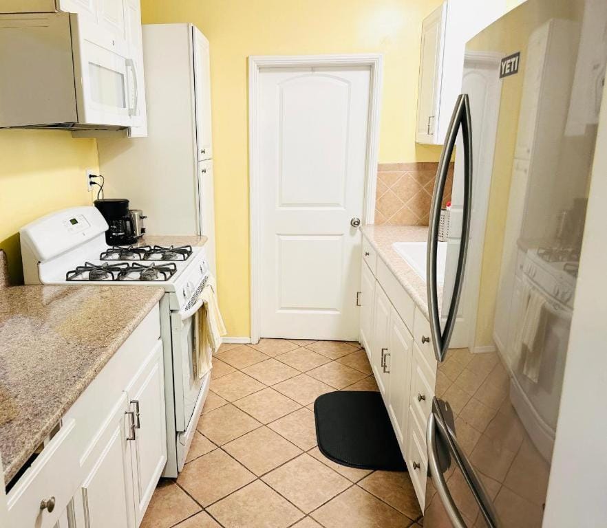 Los Angeles Home Located in Beautiful Pasadena House in Pasadena