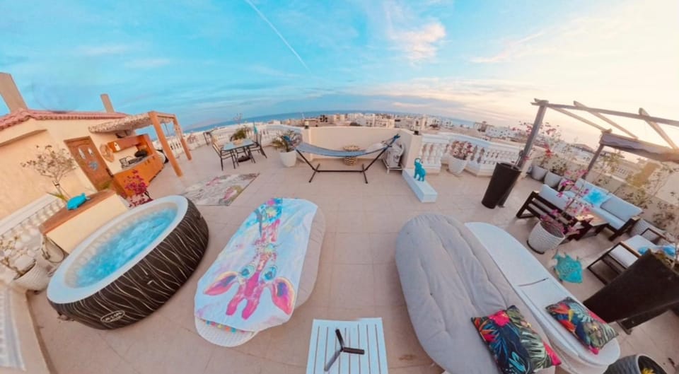 Patio, Hot Tub, Balcony/Terrace, Sea view, sunbed