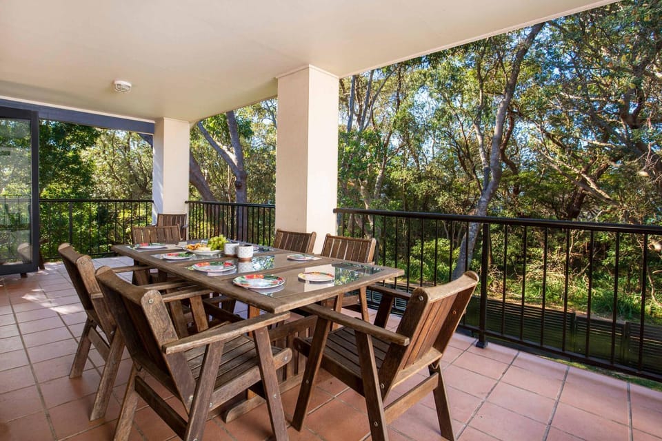 Dunescape Family Retreat - 5BR beach house House in Vincentia