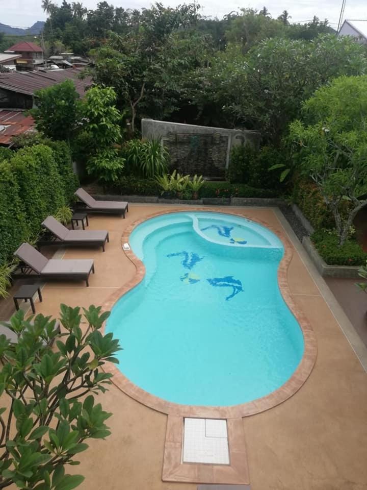 Areeya phubeach resort wooden house Coliving Coworking Chalet in Krabi Changwat