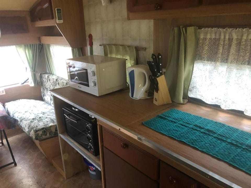 Fairhills Self Catering Caravan Units Campground/ 
RV Resort in Margate