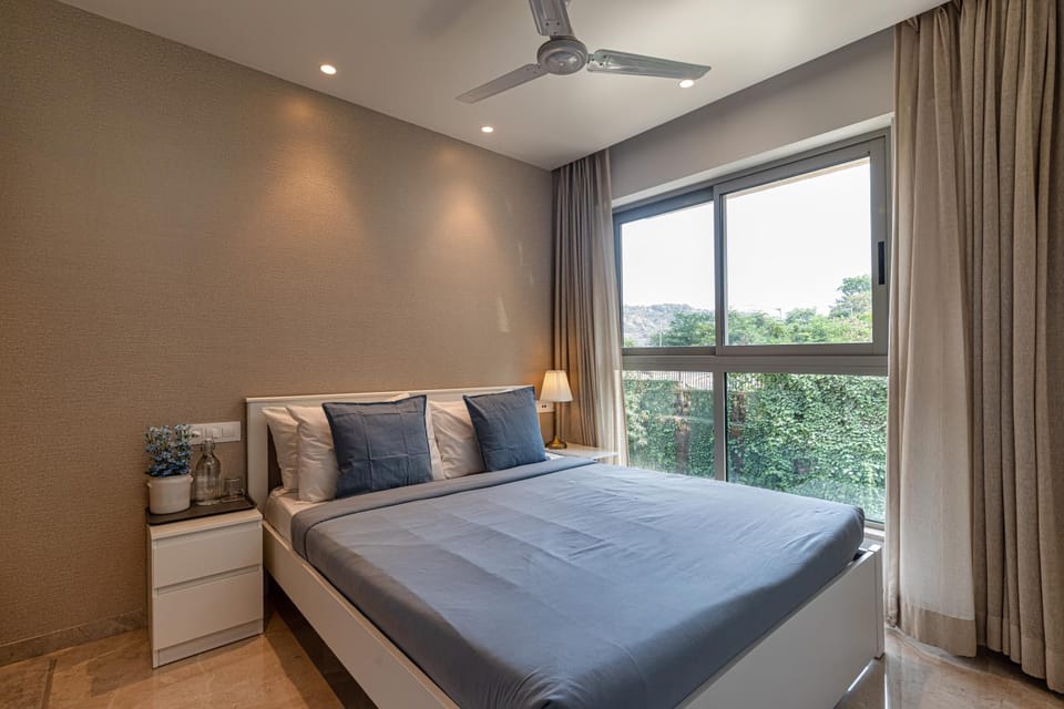 Regent Entire One Bedroom Apartment - Hiranandani Gardens, Mumbai Powai Apartment in Mumbai