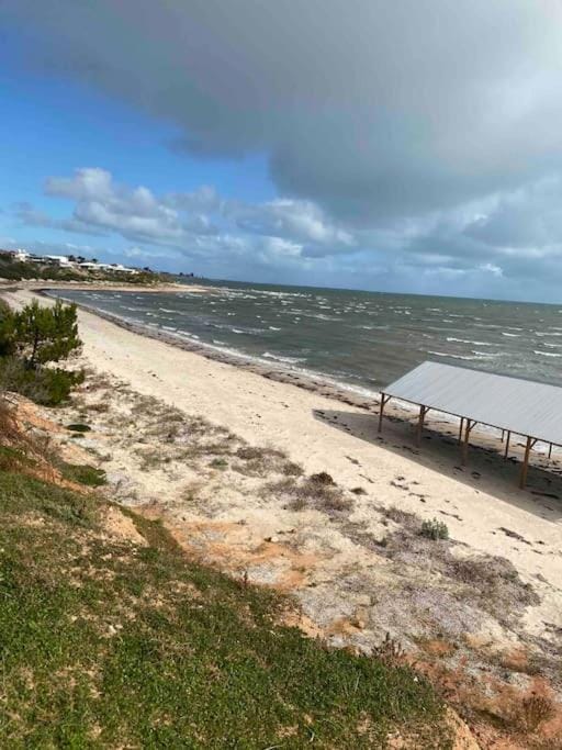 Views on Hughes House in Moonta Bay