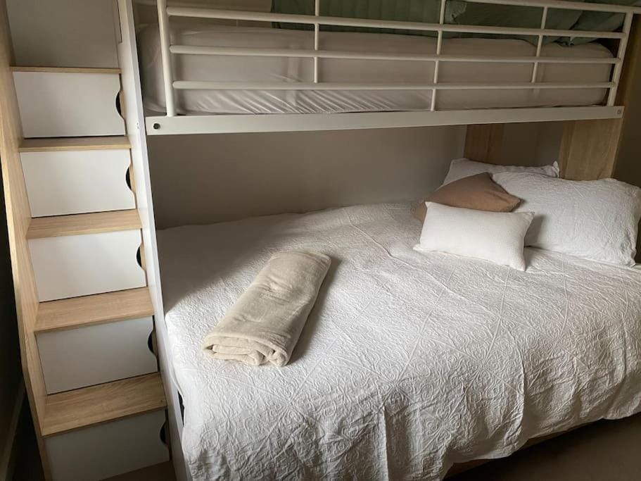 bunk bed