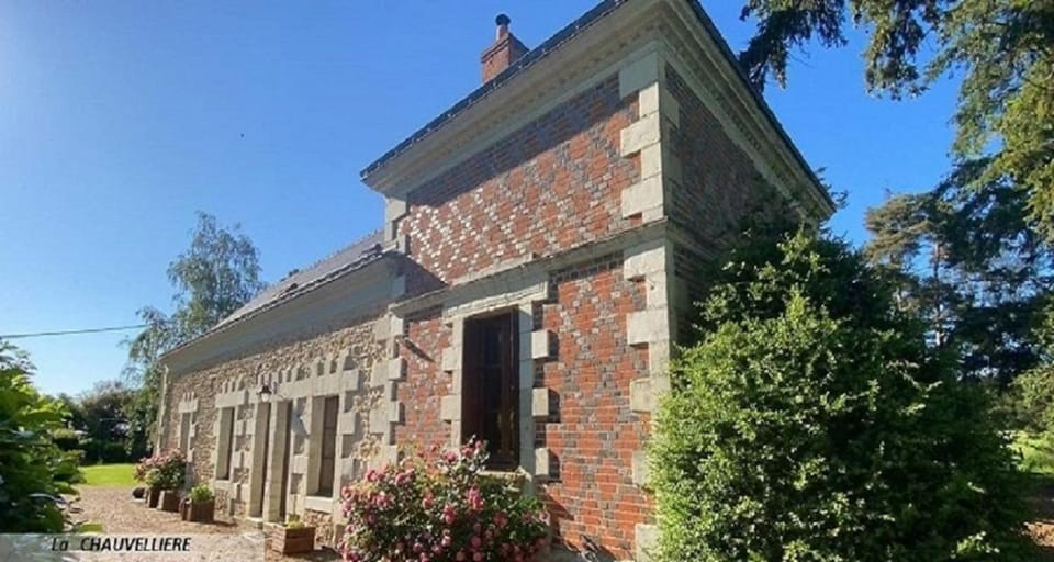 La Chauvellière, un écrin de verdure dans un cadre historique House in Centre-Val de Loire