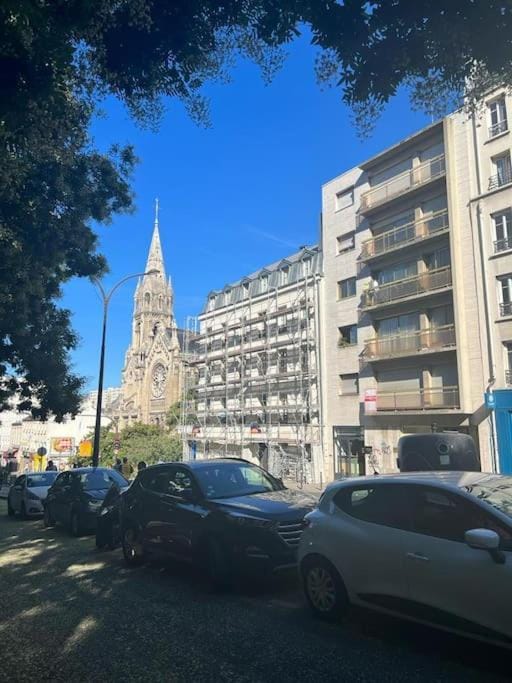 Entiry apartment, Private rooms in Paris Apartment in Paris