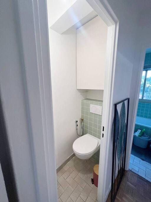 Entiry apartment, Private rooms in Paris Apartment in Paris