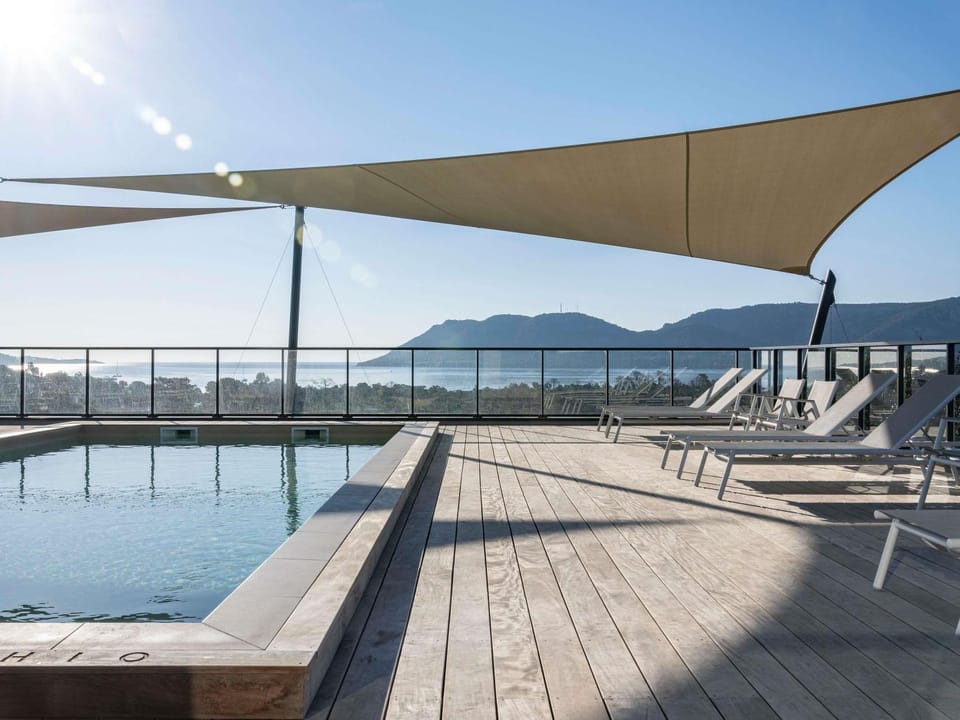 Pool view, Swimming pool