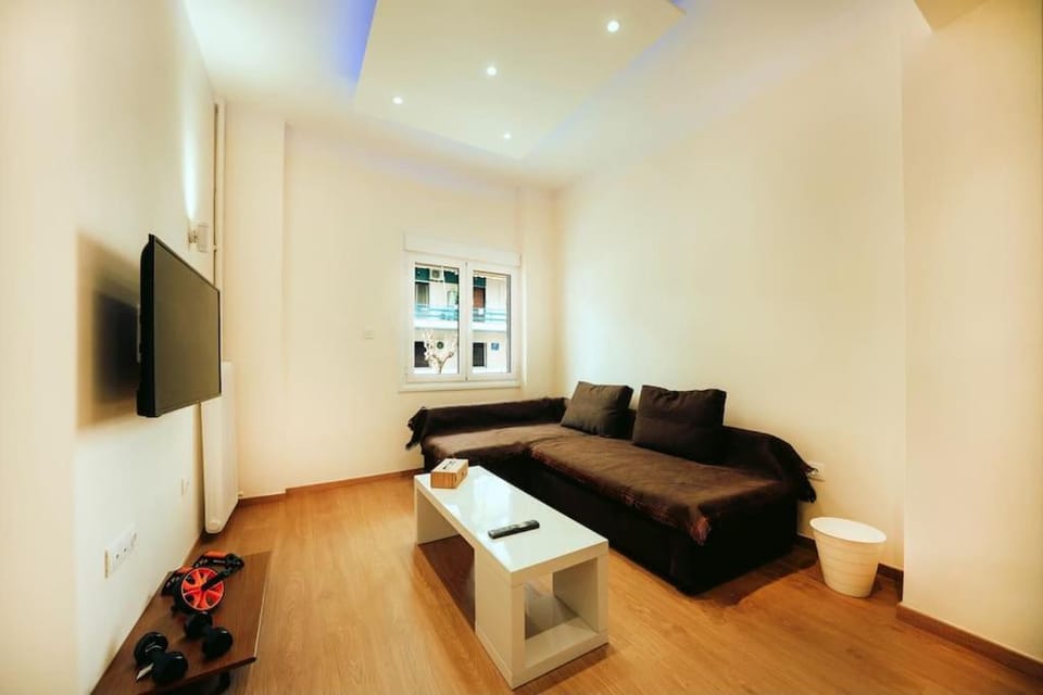 The Sandbox Apartment in Kallithea