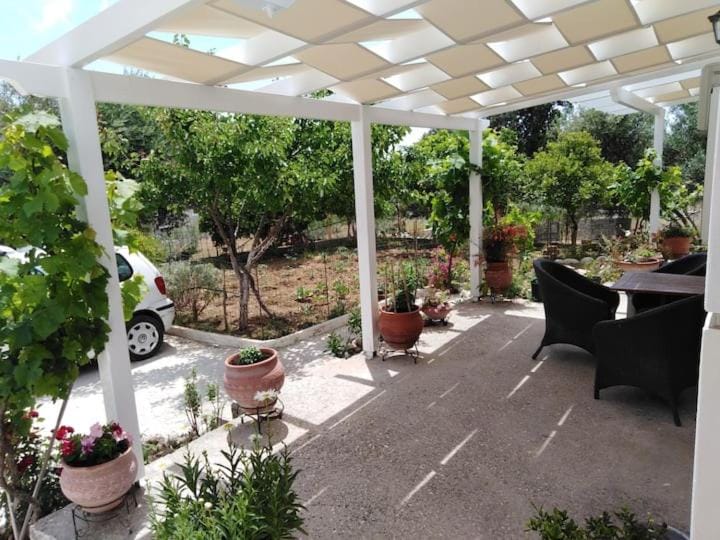 Patio, Garden, Garden view, Parking