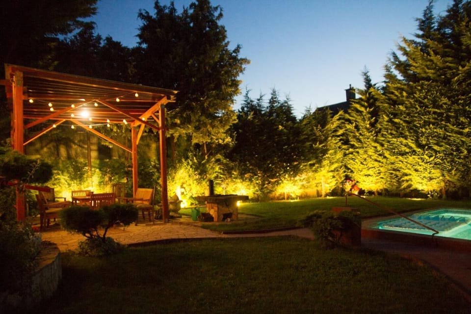 BBQ facilities, Garden, Pool view