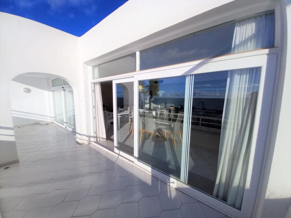 Day, Balcony/Terrace