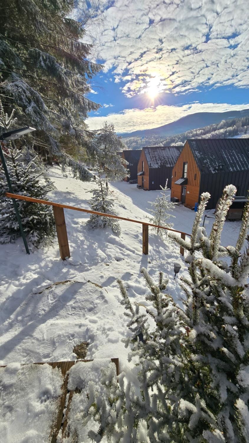 Osada Za gorami za lasami Chalet in Lower Silesian Voivodeship