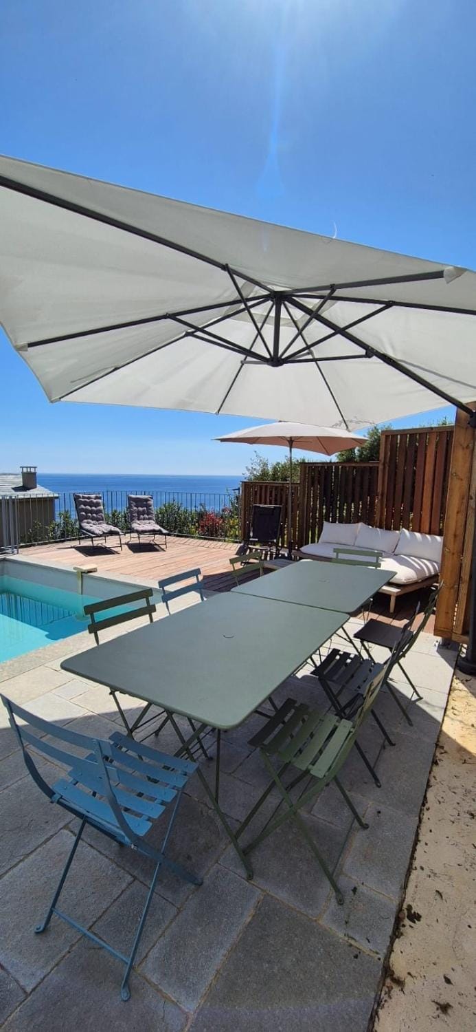 Casa Lunga à Erbalunga- A deux pas de la plage Villa in Corsica