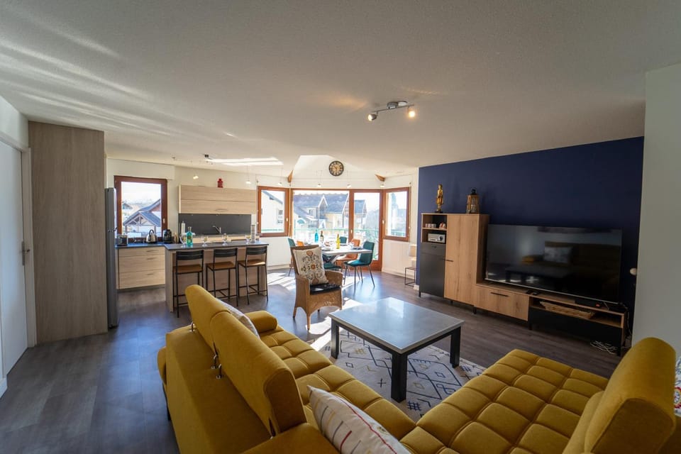 Les charmes du lac House in Sévrier