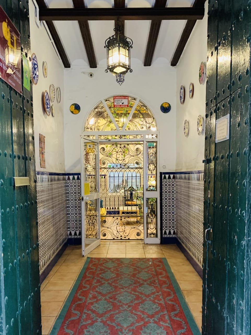 Facade/entrance