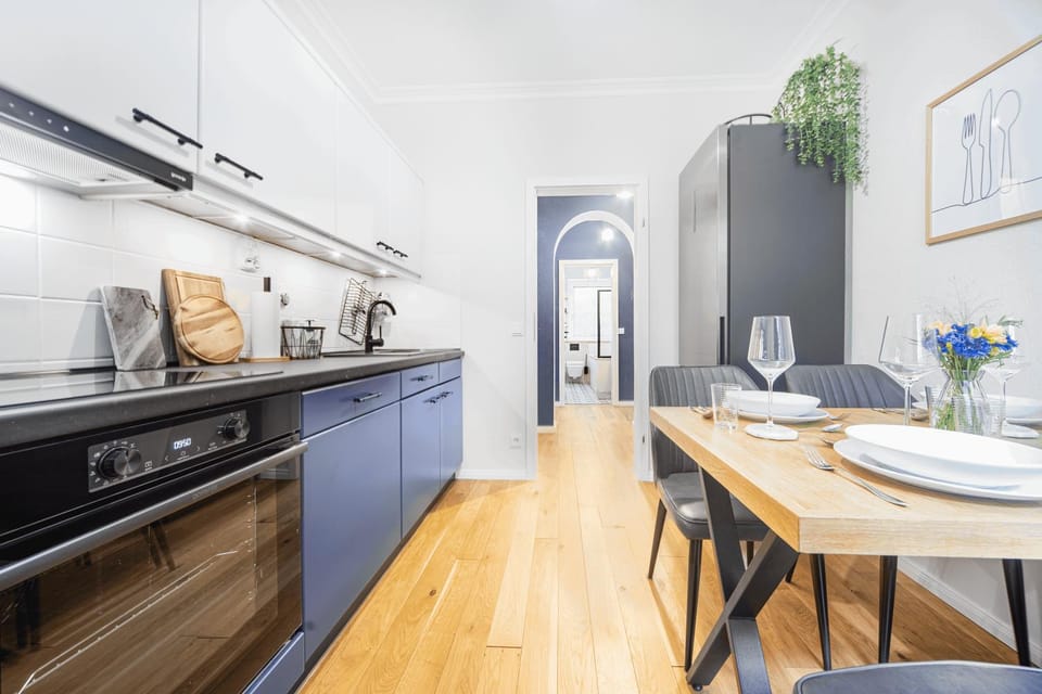 Kitchen or kitchenette, Dining area, dishwasher, kitchen