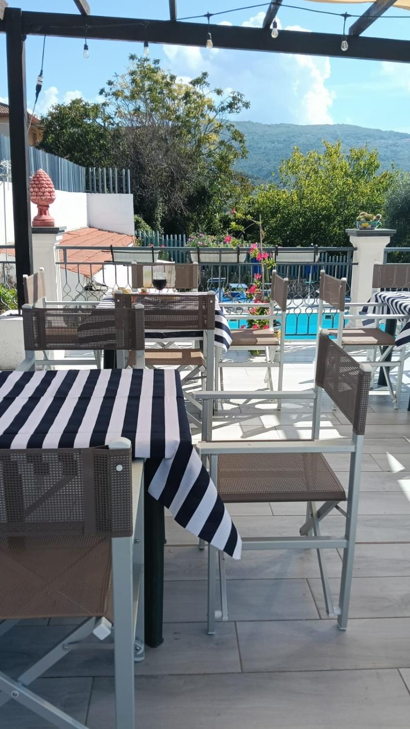 Serra Marina Rooms and Apartments Apartment hotel in Campania