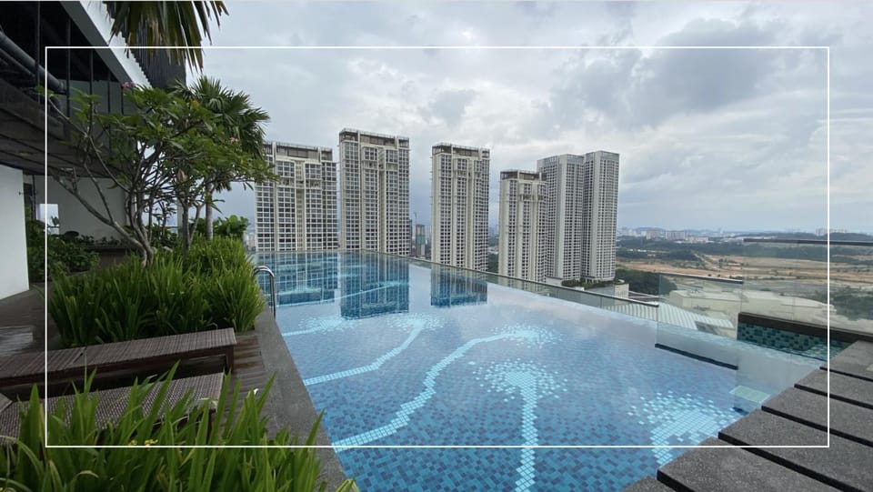 Pool view, Swimming pool