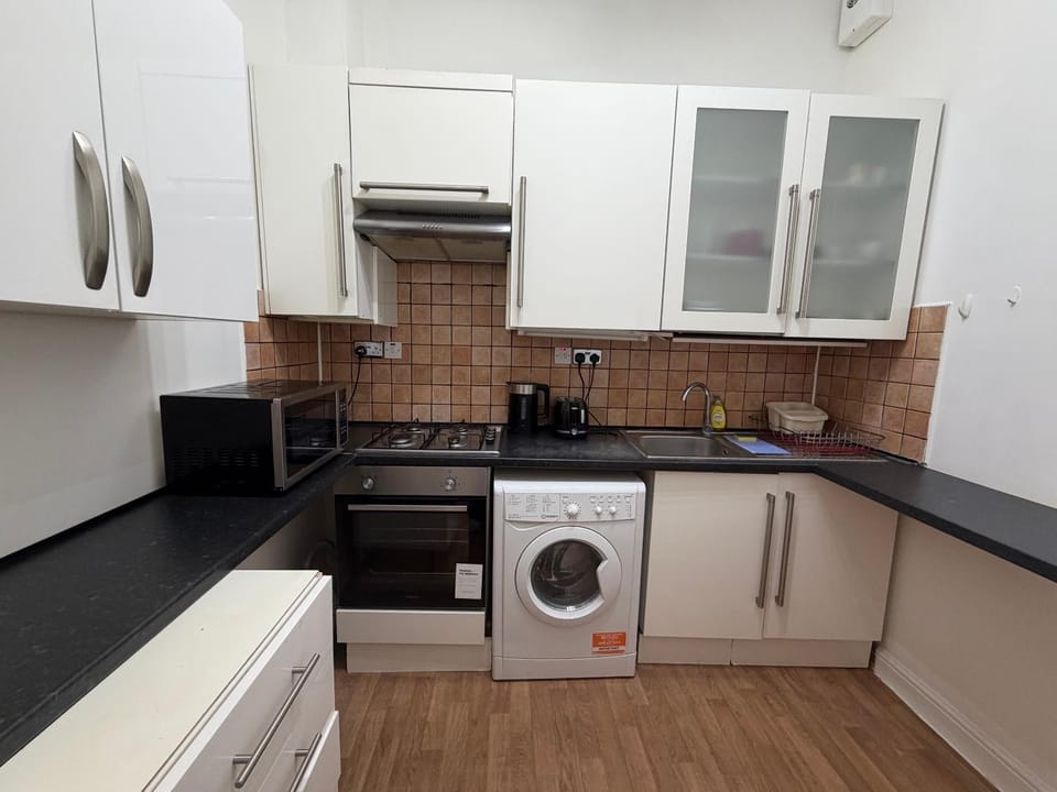 Comfy Apartment - Finchley Road Apartment in London Borough of Camden