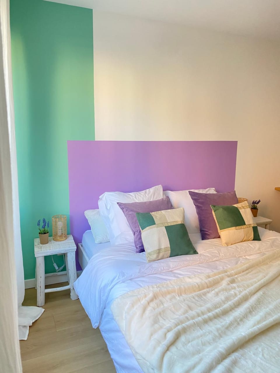 Bed, Decorative detail, Bedroom