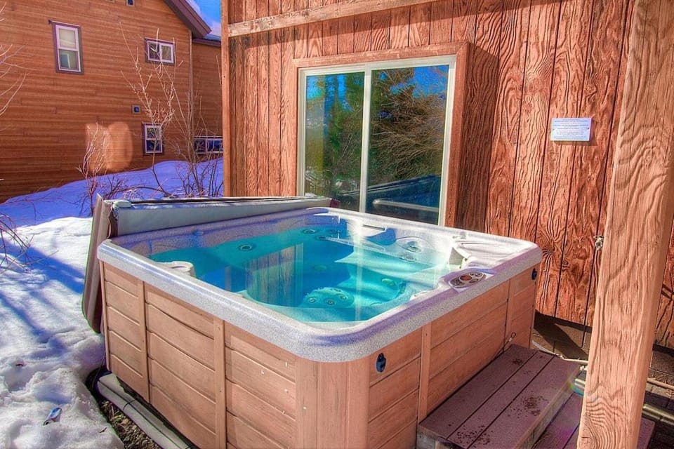 Hot Tub
