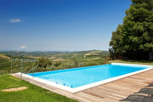 Renzo Marinai Apartment in Tuscany