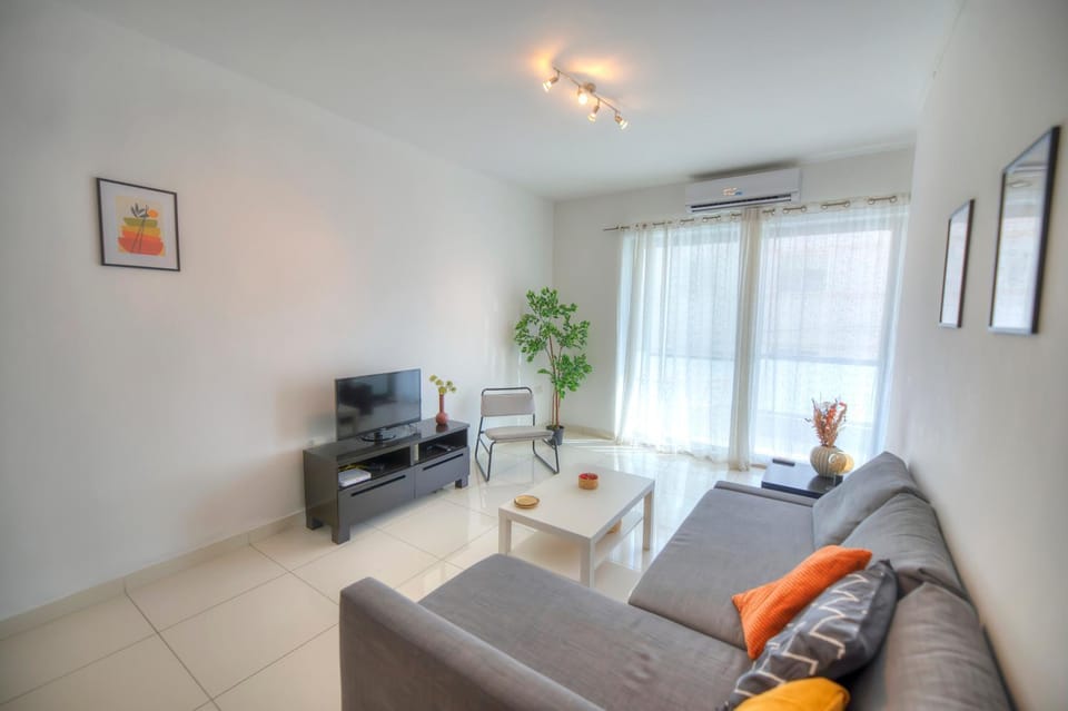 Large and modern 2bedroom with balcony GLUB1-1 Apartment in Malta