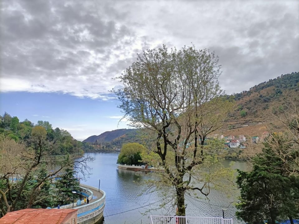 Lake view, Mountain view