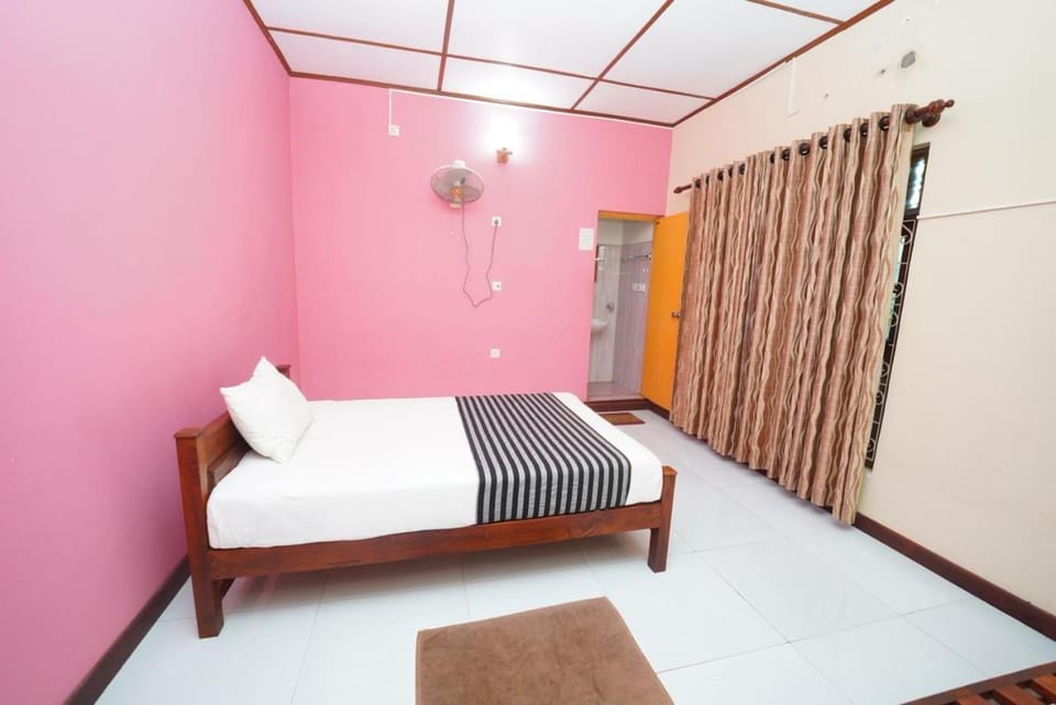 Cinnamon Tree Tourist Rest Bed and Breakfast in Sri Lanka