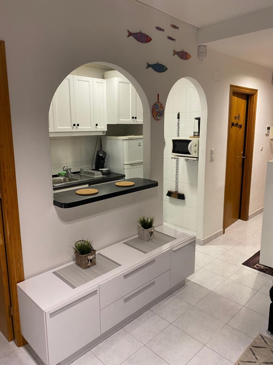 Kitchen or kitchenette