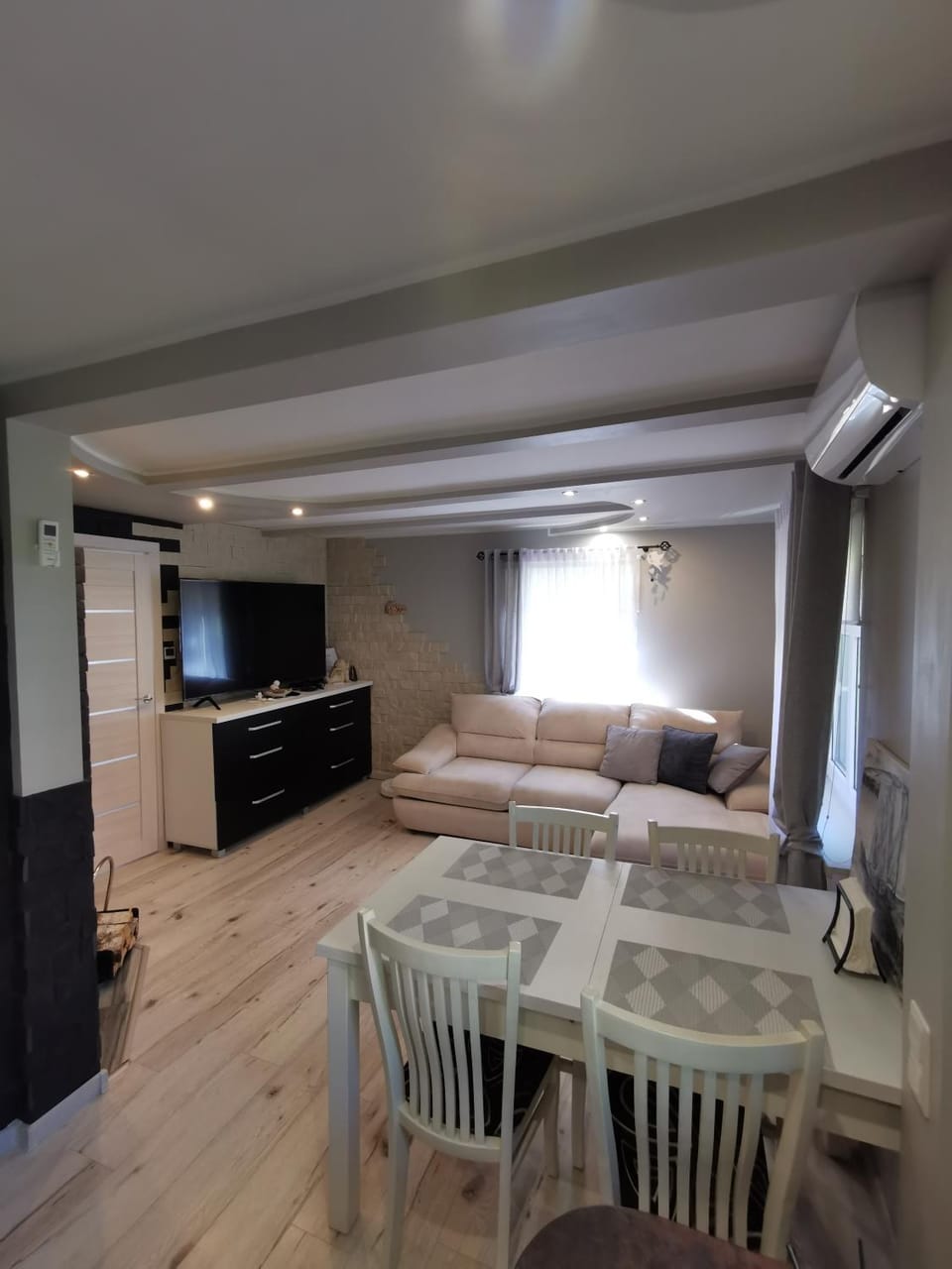 Dining area, air conditioner