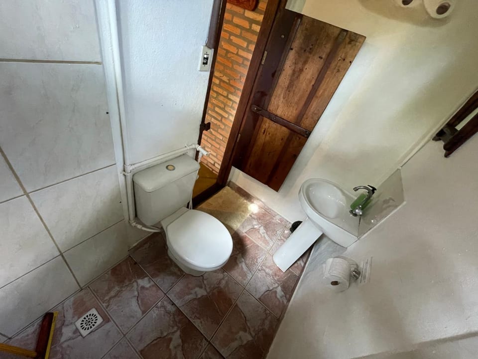 Suíte aconchegante Chalé do cerrado na Villa de São Jorge, venha viver essa experiência!! Bed and Breakfast in São Jorge