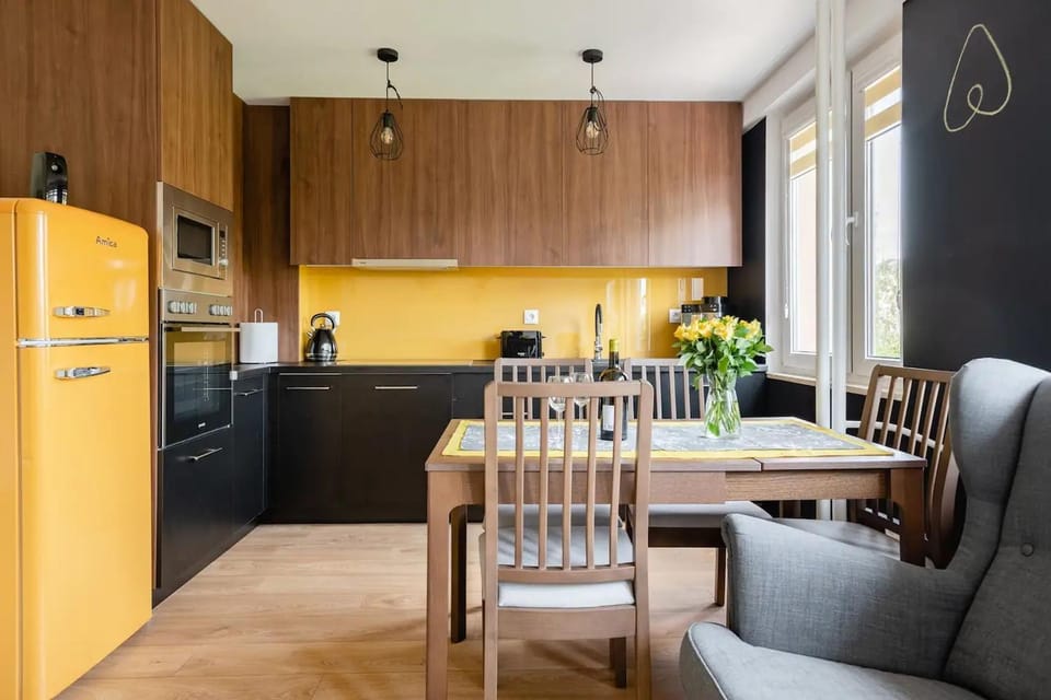 Kitchen or kitchenette, Living room, Seating area, Dining area, dishwasher, minibar, pet friendly, stove