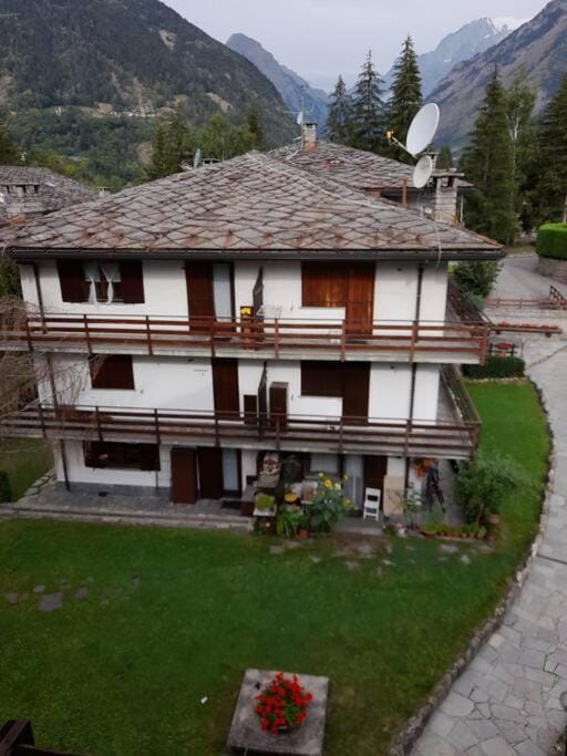 Mansarda Apartment in Morgex
